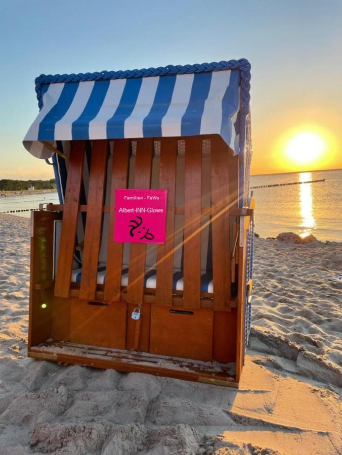 Albert-Inn-Glowe: Barrier-Free Retreat with Coworking & Sauna Exterior photo